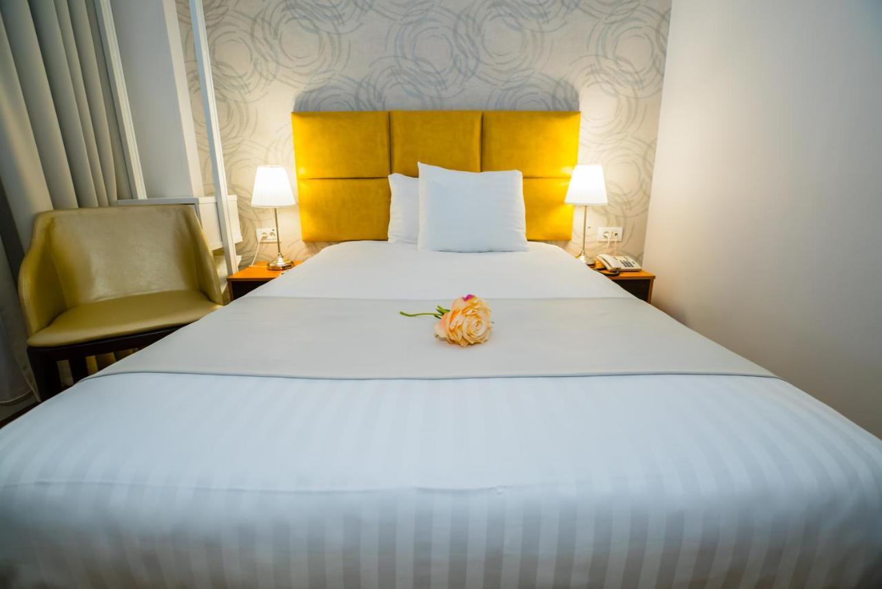 Best Western Hotel Lev Or I Bucarest Esterno foto