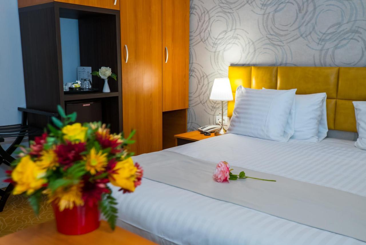 Best Western Hotel Lev Or I Bucarest Esterno foto