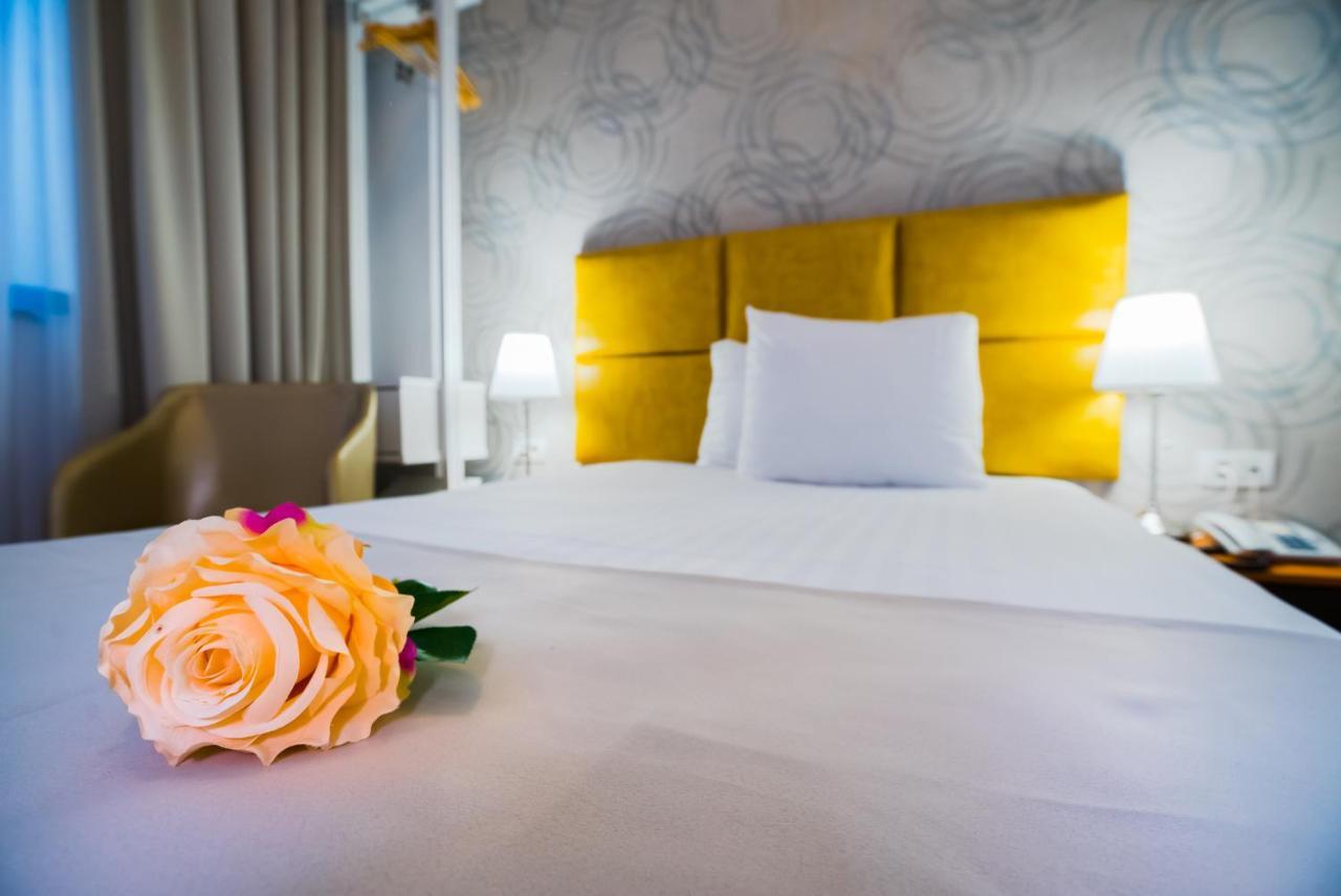 Best Western Hotel Lev Or I Bucarest Esterno foto