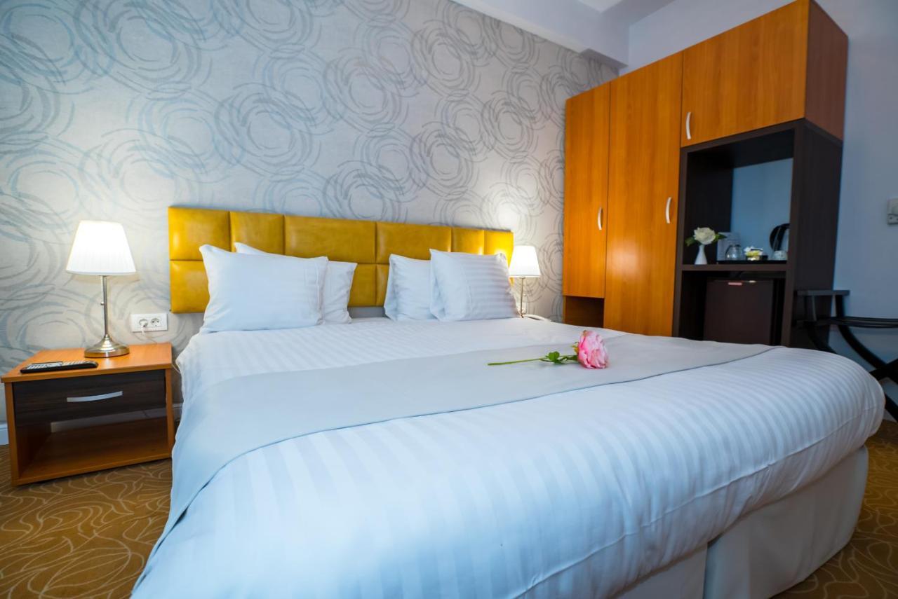 Best Western Hotel Lev Or I Bucarest Esterno foto